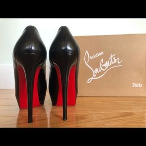 Authentic Christian Louboutin Bianca